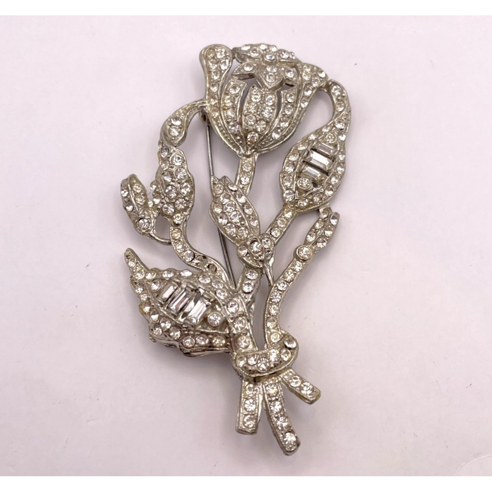 Vintage Rhinestone Brooch READ